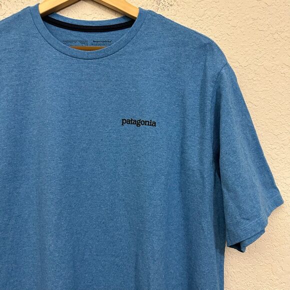 PATAGONIA M's Fitz Roy Horizons Short-Sleeve Responsibili-Tee in Blue - Picture 4 of 9